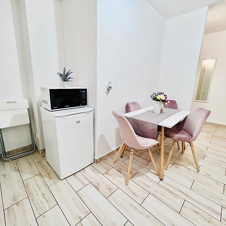Av Apartment Turda Ngoại thất bức ảnh